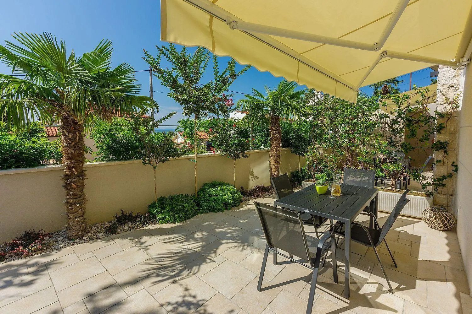 Einzigartiges Apartment Nur 500 Meter Zum Strand Mit Sauna, Gym, Pool, Wifi Crikvenica 0*,  Croatia